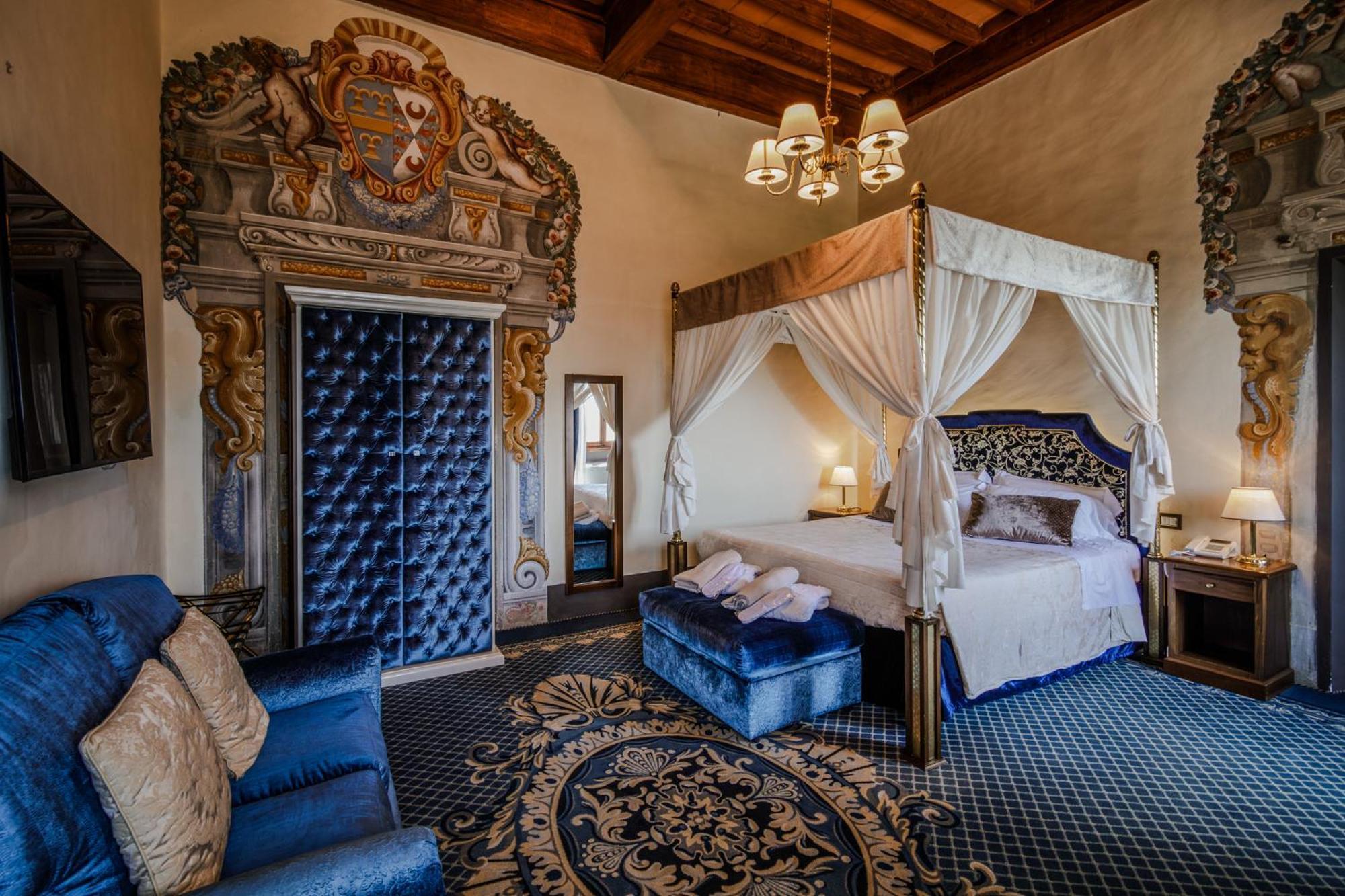 Villa Lecchi Hotel Wellness กอลเลวัลเดลซา ภายนอก รูปภาพ
