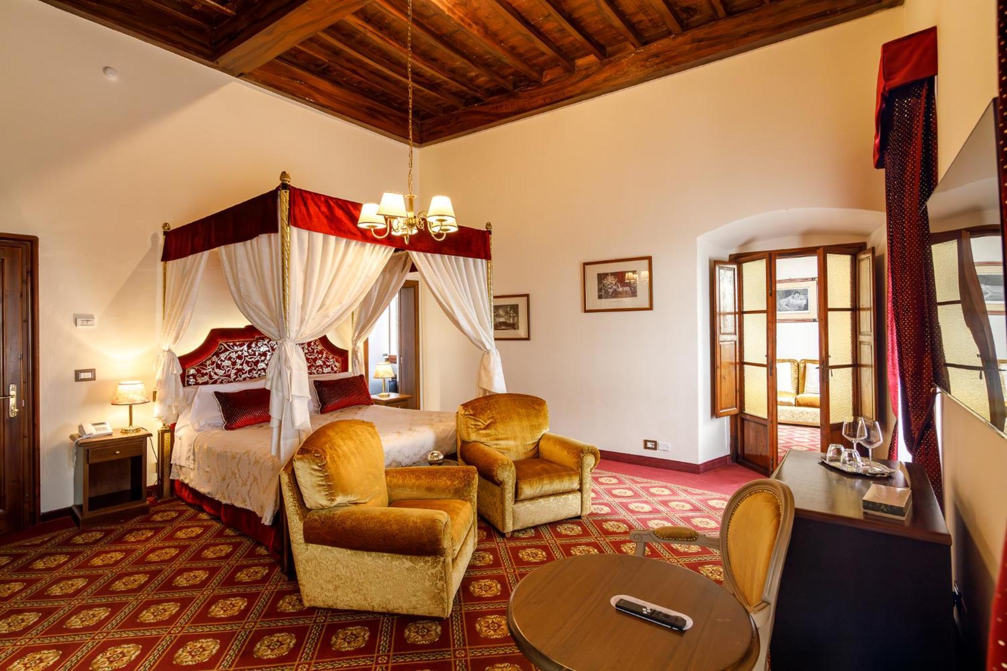 Villa Lecchi Hotel Wellness กอลเลวัลเดลซา ภายนอก รูปภาพ