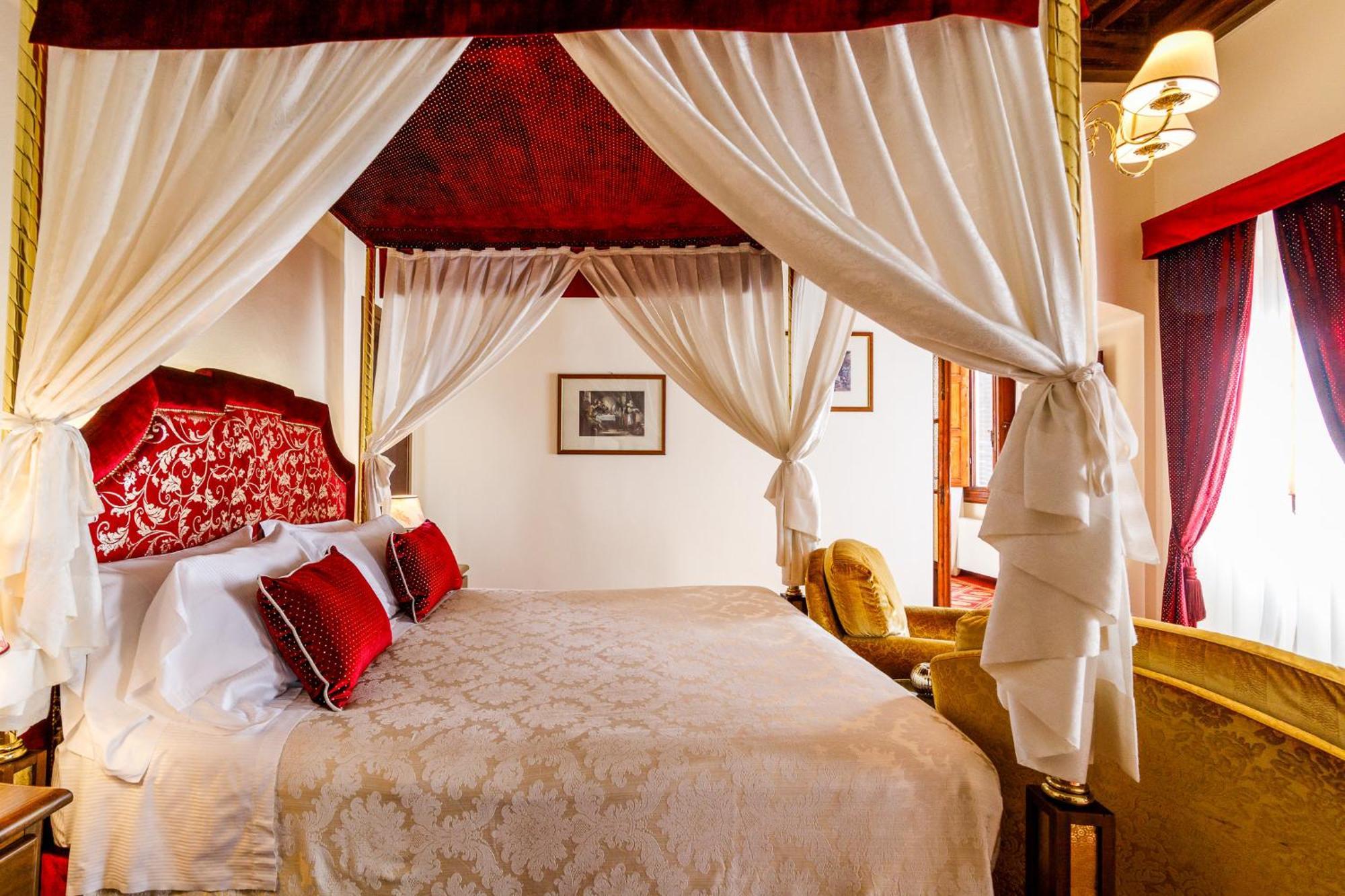 Villa Lecchi Hotel Wellness กอลเลวัลเดลซา ภายนอก รูปภาพ
