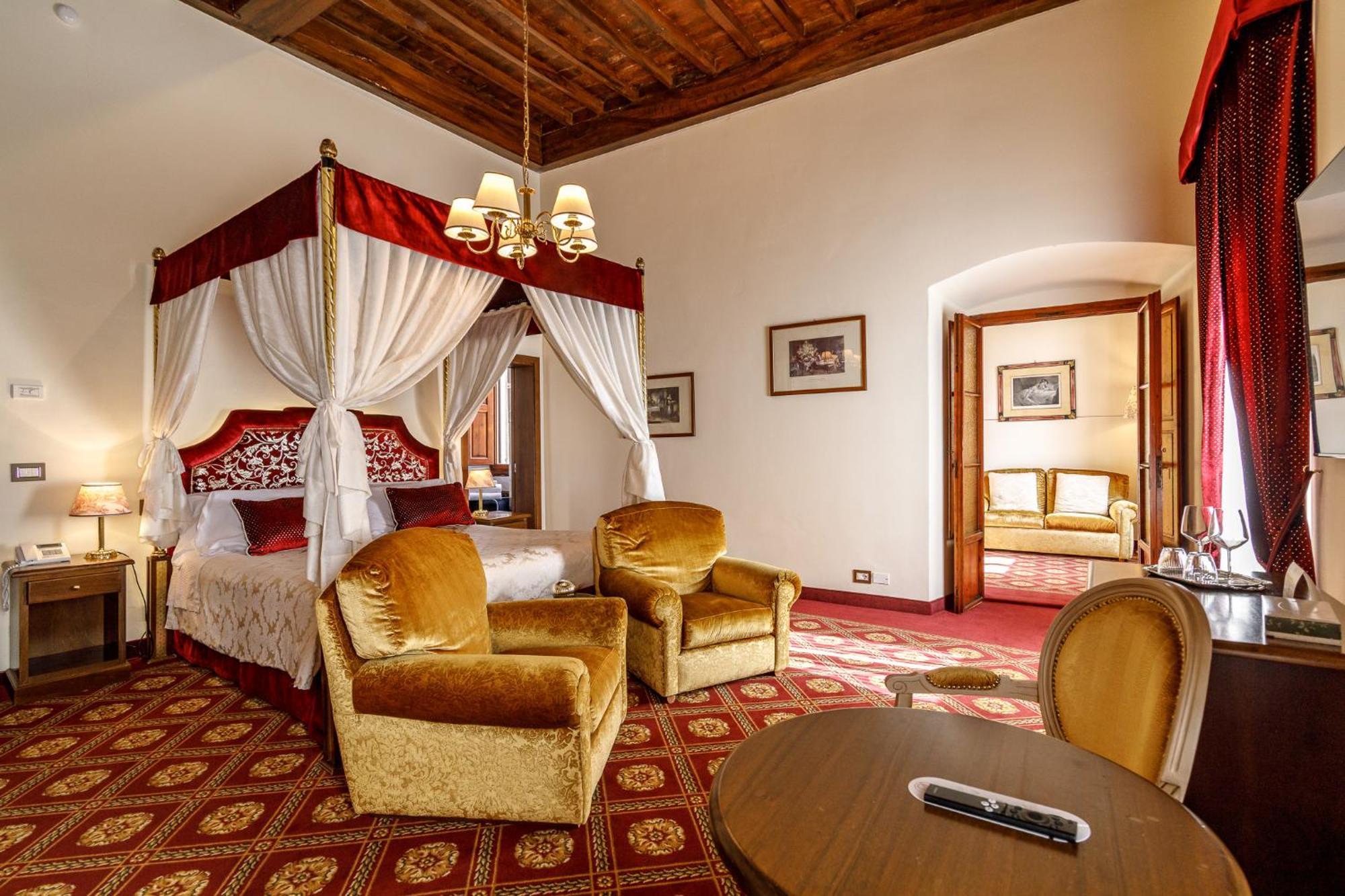 Villa Lecchi Hotel Wellness กอลเลวัลเดลซา ภายนอก รูปภาพ